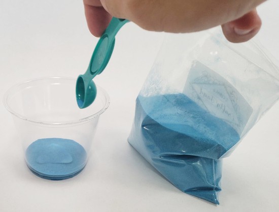  A thin layer of sand covering the glue 
