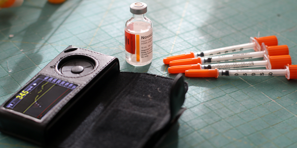 Diabetes science projects for students / Exploring medical bioengineering