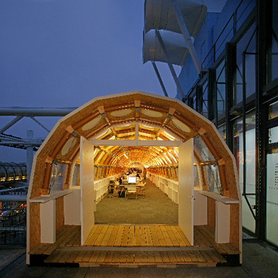 Paper Temporary Studio, 2004, Paris, France. Photo by Didier Boy dela Tour
