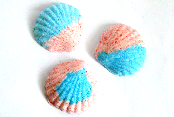 Bathbombs in a shell shape