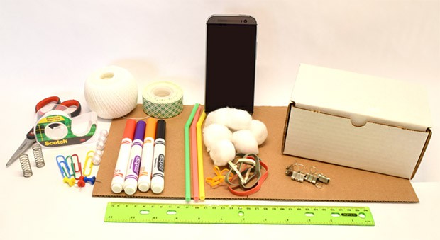 Household materials used to build a shaking tabletop