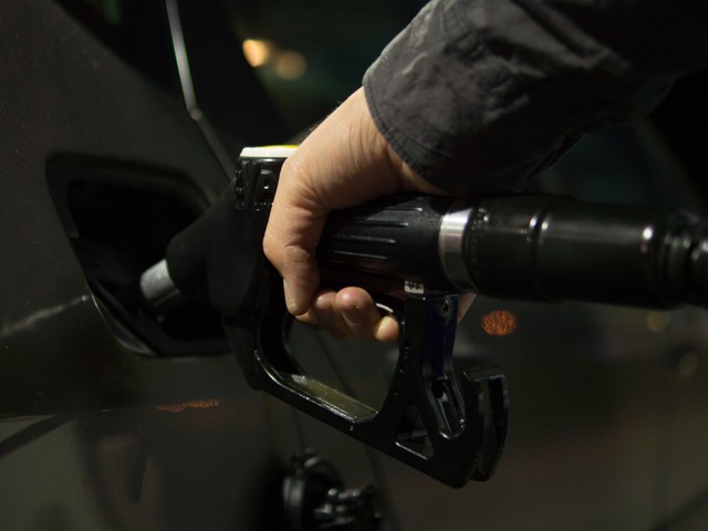 Car fueling