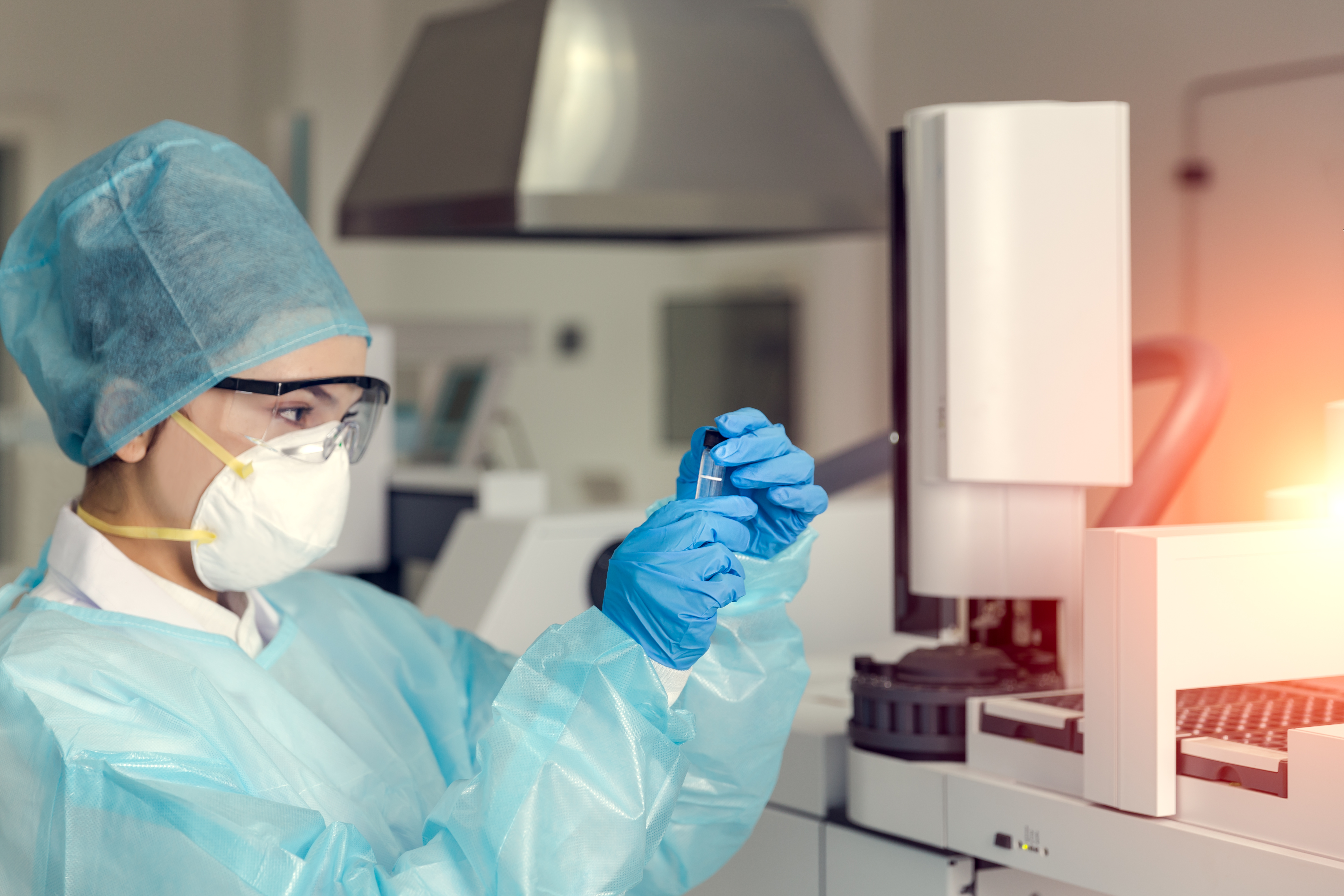 epidemiologist conducting research