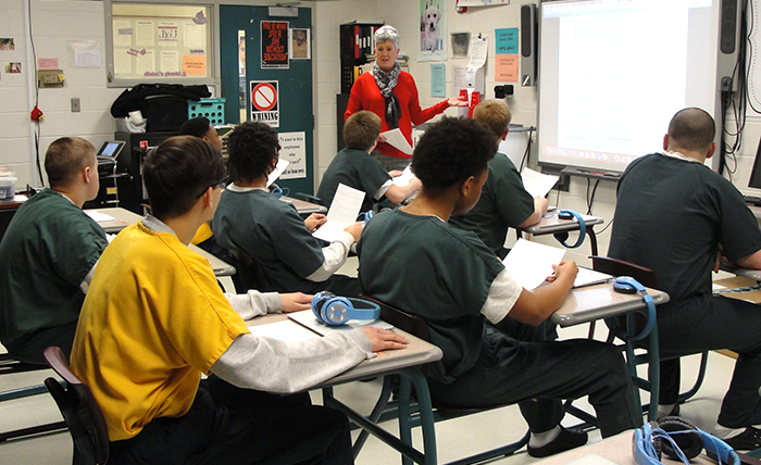 Teacher at McCracken Regional School talking about the Fluor Engineering Challenge with students