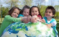 kids with Earth