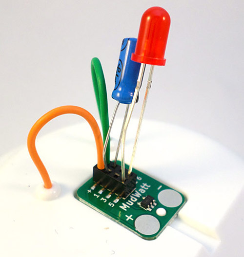 Close-up of the top of a completely assembled microbial fuel cell.