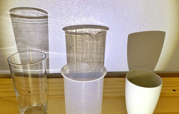 Make the background of an image or photo transparent / translucent
