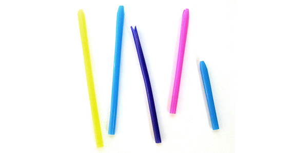 Straws in varying sizes with notches for musical straws sound activity