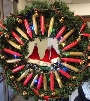 Fun Science Ideas for Winter Break and a Science Project Wreath Challenge