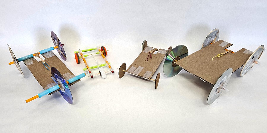 Make a Rubber Band-Powered Car