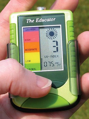 A portable UV monitor that has a reading from 0 to 15