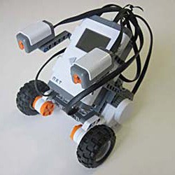 LEGO  nxt light following robot 