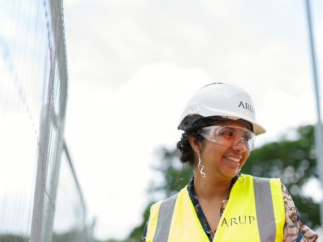 woman in hardhat