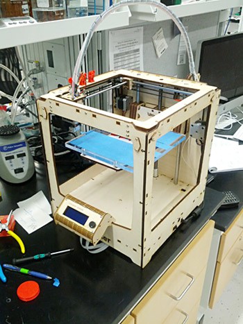 An Ultimaker 3D printer